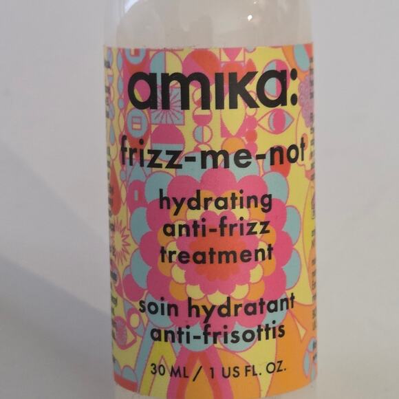 Amika Frizz-me-not Hydrating Anti-Frizz Treatment Spray 5-pc Travel Size 30 ML - Picture 2 of 6